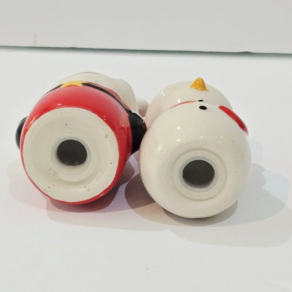 Christmas Salt & Pepper Shakers Ceramic Santa & Snowman Red White Pair Set